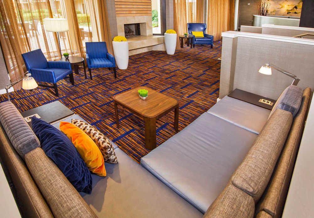Courtyard By Marriott Charlottesville Buitenkant foto