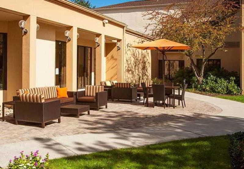 Courtyard By Marriott Charlottesville Buitenkant foto